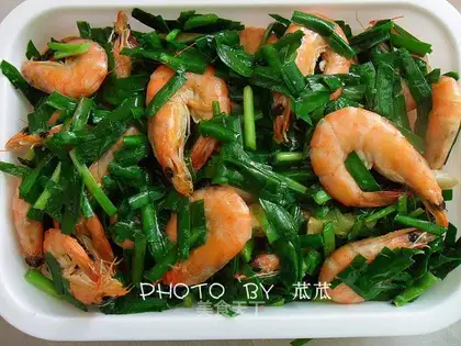 stir-fried shrimp with leeks
