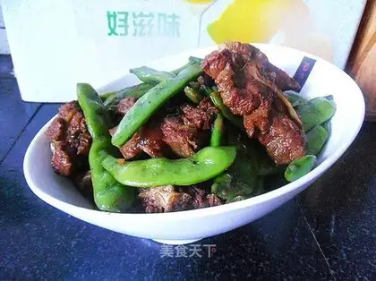 Stewed ribs with beans