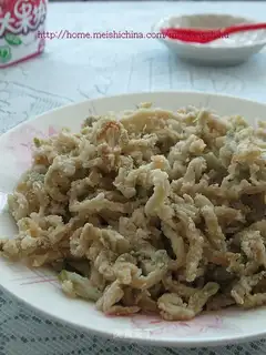 Steamed shredded radish with flour