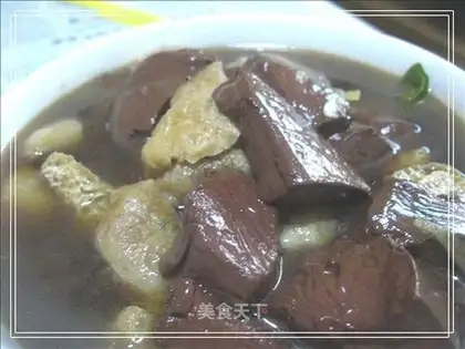 Pork red soaked tofu soup