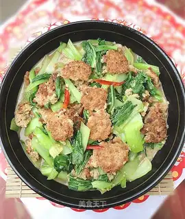 Stewed vegetables with small meat patty
