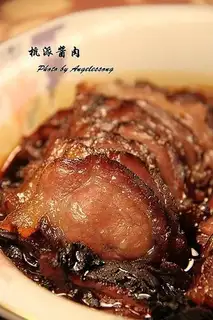 sauced meat