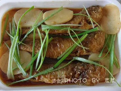 Rice cake with small yellow croaker