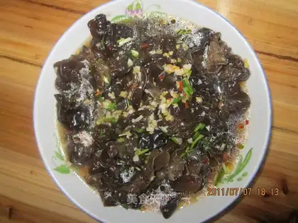Black fungus salad