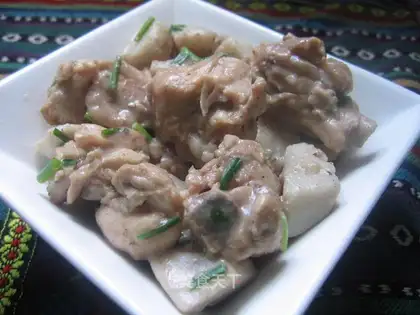 Chicken leg and taro