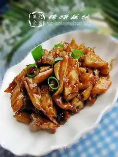 Sweet and sour lotus root pieces