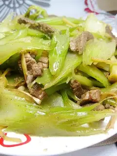 stir-fried celery with black pepper beef