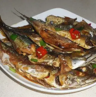 Braised Green Jam Fish