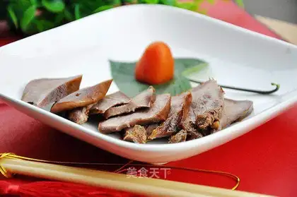 Lao Lu Zhao