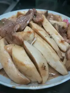 Pork fried almond mushrooms