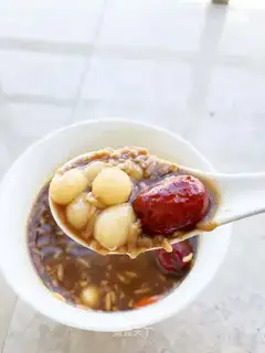 A red sugar round