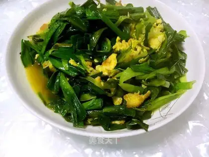 Eggs and garlic