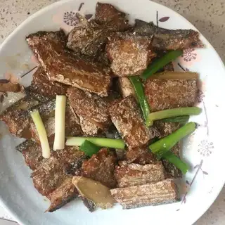 Red-fried fish