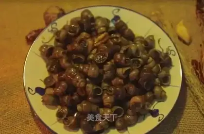 Sand sauce and snails