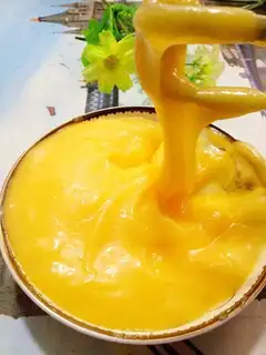 Homemade salad sauce