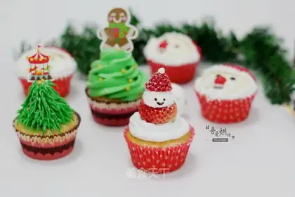 Santa's Cupcake