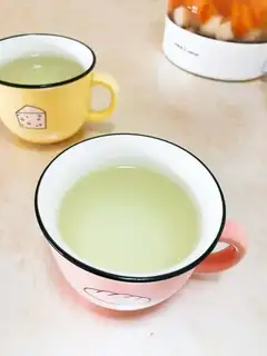 Sugar cane and horse hoof soup