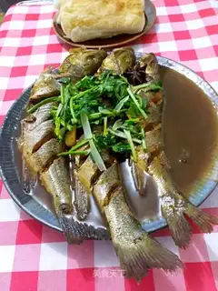 Red-hot bass