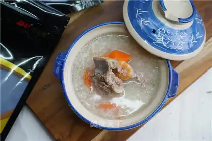 Shrimp pig's bone congee