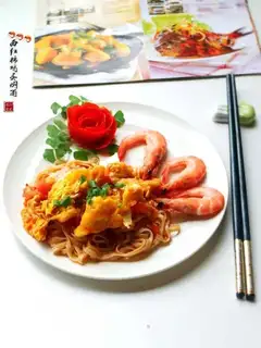 Crayfish, red noodles
