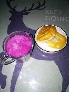 The cranberry apple juice
