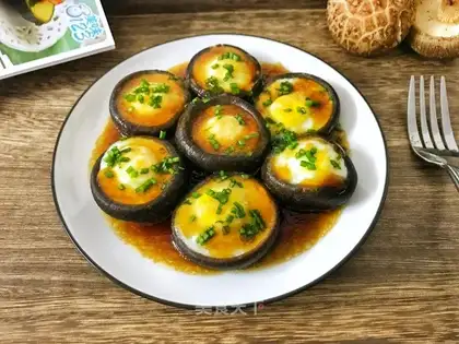 Frozen quail eggs