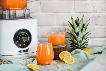 Carrot apple orange juice