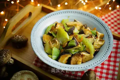 Fry mushrooms