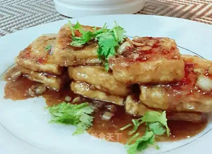 Cracky skin. Tofu