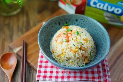 Tuna shrimp fried rice
