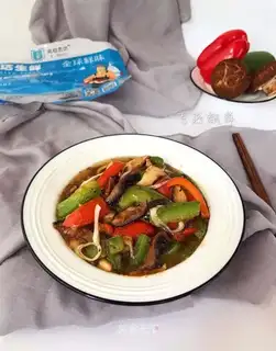 The red radiance of pepper mushrooms