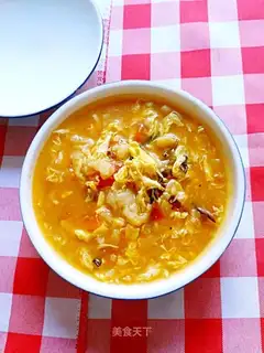 Tomato egg oak soup
