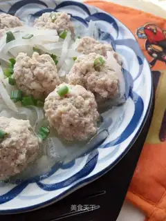 Tofuball carrot soup