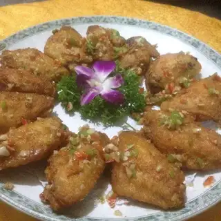 Garlic wings