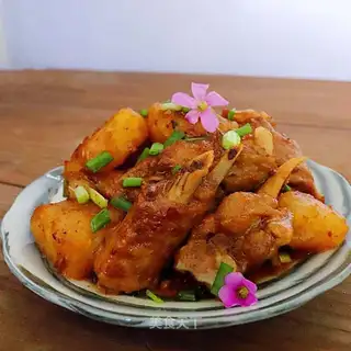 ♪ Sand, beans, duck wings ♪