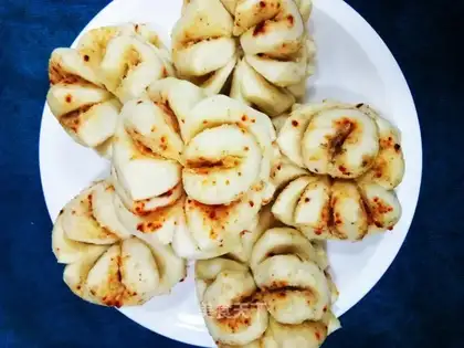 Pretzel rolls