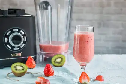 Strawberry monkey juice