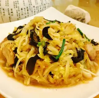 Five flowers and cabbage