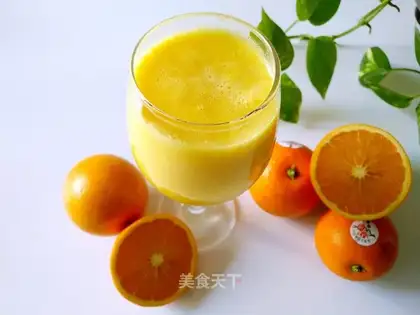 Fresh orange juice
