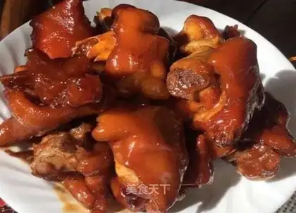Pork feet