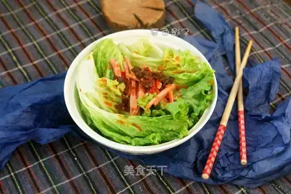 Little red oil gravy