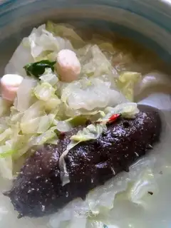 Sea cucumber fan bedding soup