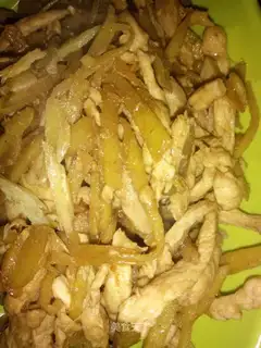 Ginger's fried chicken chest
