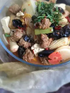 The cold little hot pot