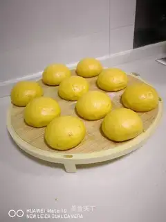 Pumpkin buns