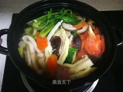 Frozen vegetable soup