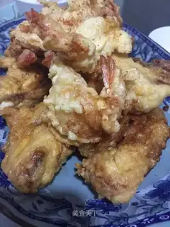 Hot fried chicken wings