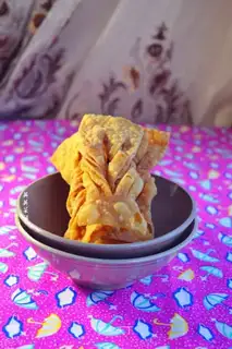Fried leaf
