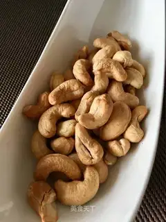 The original cashew