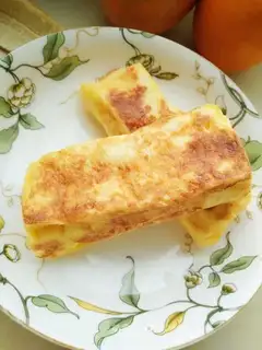 Bread roll bananas